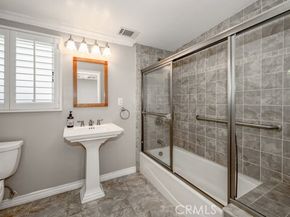 11009 Quill Avenue, Sunland (los Angeles) CA 91040