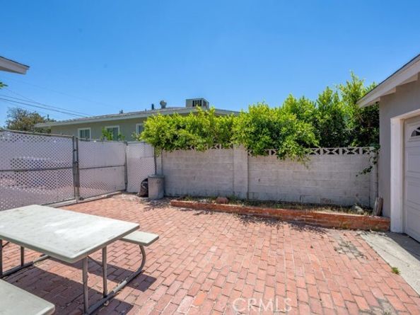 11009 Quill Avenue, Sunland (los Angeles) CA 91040