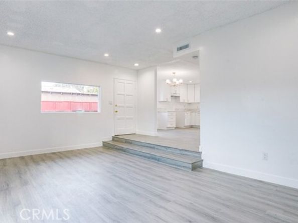 6104 Costello Avenue, Los Angeles CA 91401