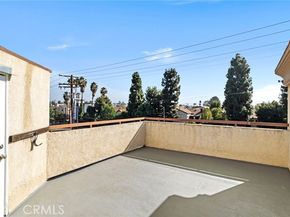 14957 Victory Boulevard 101, Van Nuys (los Angeles) CA 91411