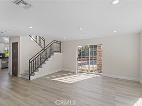 14957 Victory Boulevard 101, Van Nuys (los Angeles) CA 91411