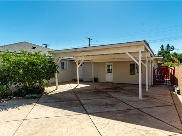 16040 Parthenia, North Hills (los Angeles) CA 91343