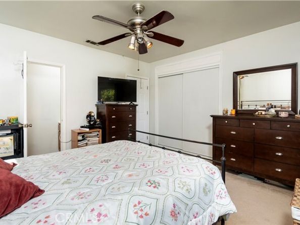 16040 Parthenia, North Hills (los Angeles) CA 91343