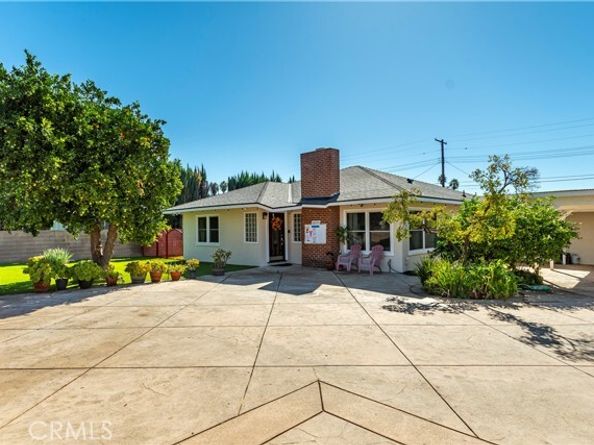16040 Parthenia, North Hills (los Angeles) CA 91343