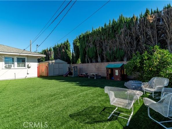16040 Parthenia, North Hills (los Angeles) CA 91343