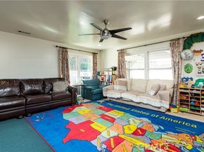 16040 Parthenia, North Hills (los Angeles) CA 91343