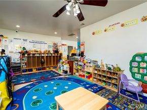 16040 Parthenia, North Hills (los Angeles) CA 91343