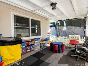 16040 Parthenia, North Hills (los Angeles) CA 91343