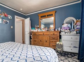 2445 10th Avenue, Oakland CA 94606