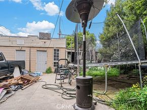 2445 10th Avenue, Oakland CA 94606
