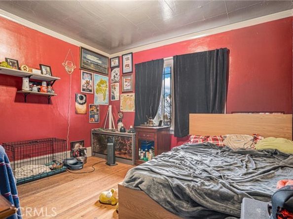 2445 10th Avenue, Oakland CA 94606
