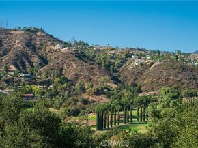 3025 Hollywell Place, Glendale CA 91206