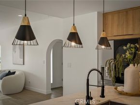 3927 Welland Avenue, Los Angeles CA 90008