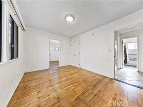 1526 Lakme, Wilmington (los Angeles) CA 90744