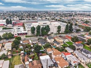 1526 Lakme, Wilmington (los Angeles) CA 90744