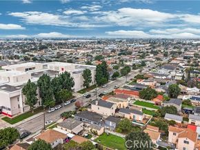 1526 Lakme, Wilmington (los Angeles) CA 90744