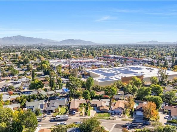 11200 Amestoy, Granada Hills (los Angeles) CA 91344