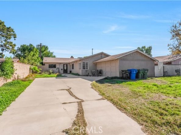 11200 Amestoy, Granada Hills (los Angeles) CA 91344