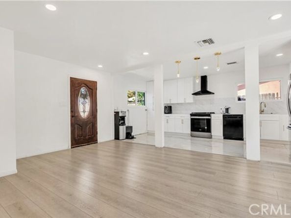 11200 Amestoy, Granada Hills (los Angeles) CA 91344