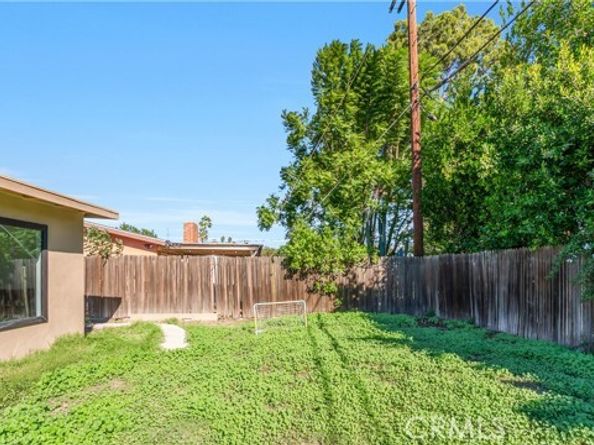 11200 Amestoy, Granada Hills (los Angeles) CA 91344