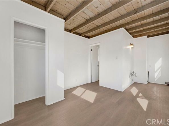 3740 4th, La Crescenta CA 91214