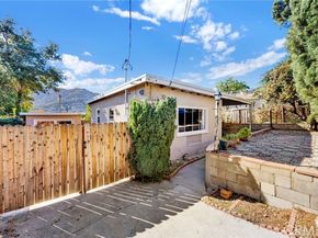 3740 4th, La Crescenta CA 91214