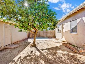 3740 4th, La Crescenta CA 91214