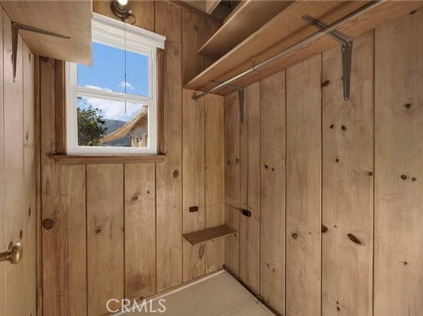 3740 4th, La Crescenta CA 91214