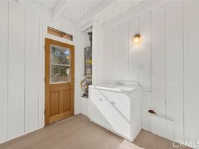 3740 4th, La Crescenta CA 91214