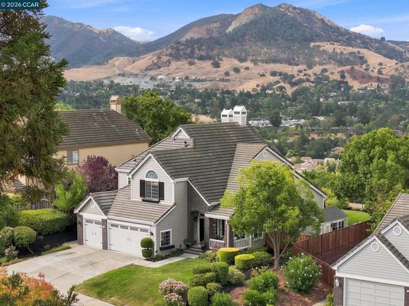308 Ahwanee Lane, Clayton CA 94517