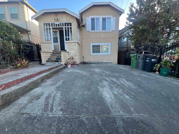 2209 E 22nd Street, Oakland CA 94606