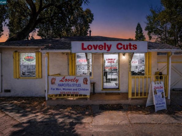 2930 Clayton Rd, Concord CA 94519
