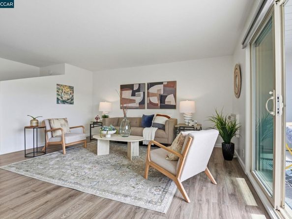 2087 Ascot Dr 124, Moraga CA 94556