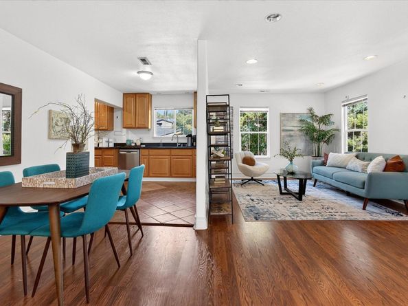 7925 Greenly, Oakland CA 94605