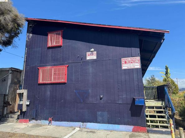 4 18Th St, Richmond CA 94801