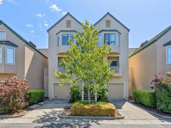 48 Invincible Ct F19, Alameda CA 94501