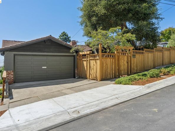 1010 Keeler Ave, Berkeley CA 94708