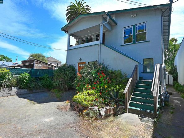 2221 - 2223 San Pablo Ave, Berkeley CA 94702