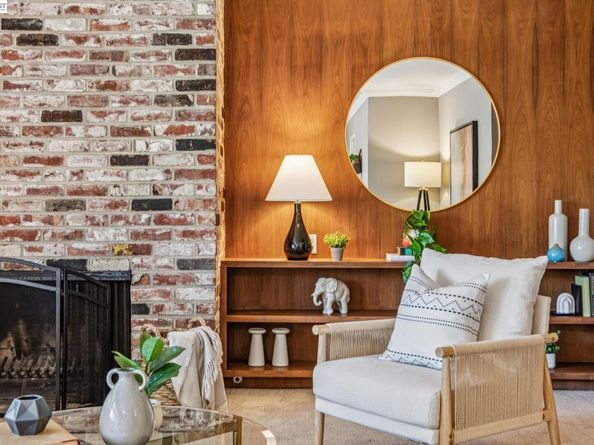 1500 Alameda D, Alameda CA 94501