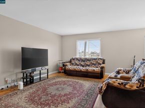 581 Price St, Daly City CA 94014