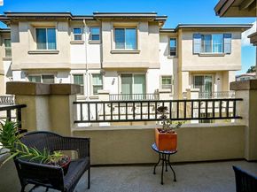 296 Laurel Knoll Dr, Martinez CA 94553
