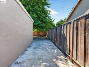 4380 Ladner St, Fremont CA 94538