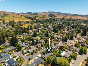 102 Brookfield Dr, Moraga CA 94556