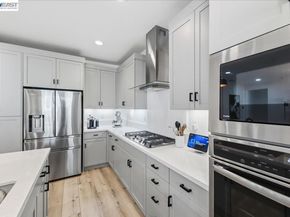 6916 Stags Leap Ln, Dublin CA 94568