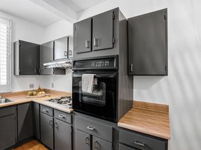 2237 Trafalgar Pl, Oakland CA 94611