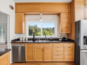 2237 Trafalgar Pl, Oakland CA 94611
