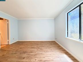 886 Valley Run, Hercules CA 94547