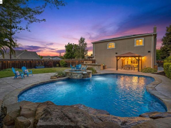2133 Pleasant View Lane, Livermore CA 94550