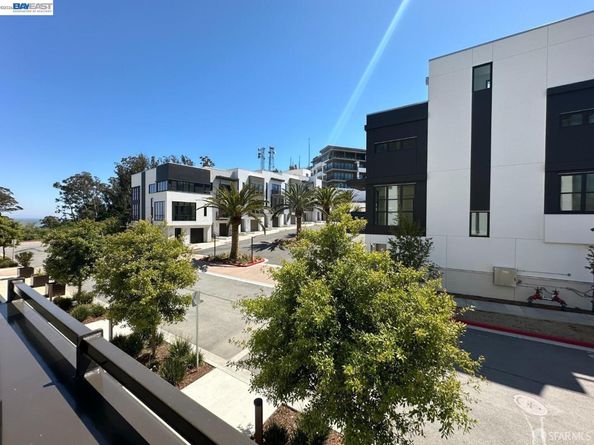 1 Bristol Ct. 302, San Francisco CA 94130