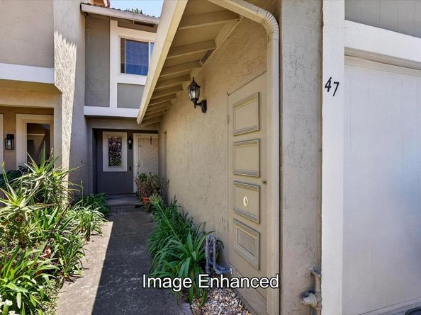 47 Turtle Creek St, Oakland CA 94605